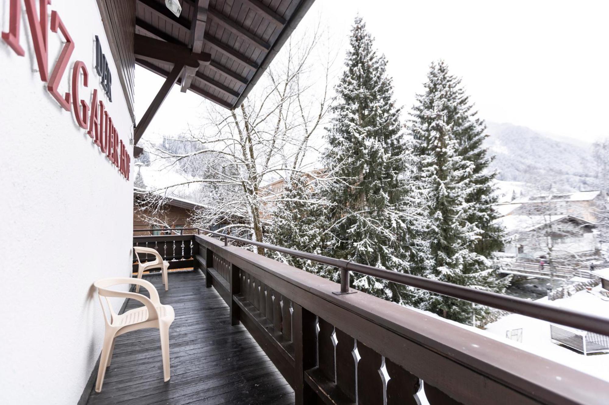 Hotel Pinzgauerhof - Inclusive Evening Dinner Заалбах-Хинтерглем Екстериор снимка
